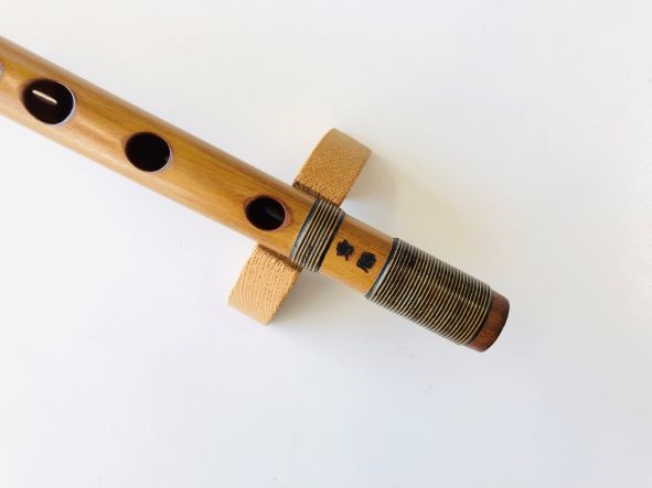 篠笛 一本調子 (F管)天地糸巻 ドレミ調 Y1-25 - 楽器、器材
